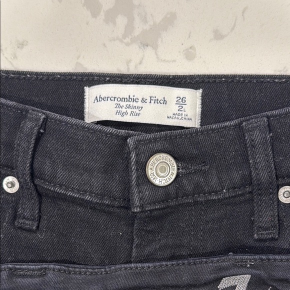 Designer Jeans Bundle - Picture 3 of 4